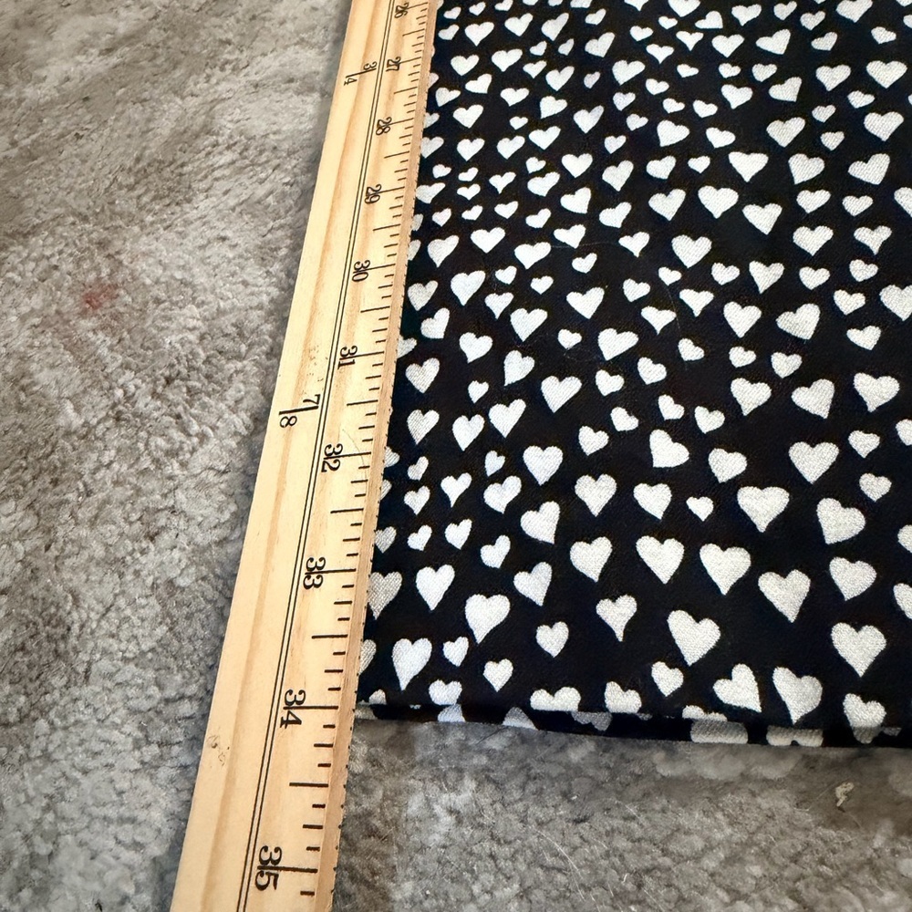 J.CREW MERCANTILE Black White Hearts Ankle Length Pants Sz 8 - Picture 4 of 5